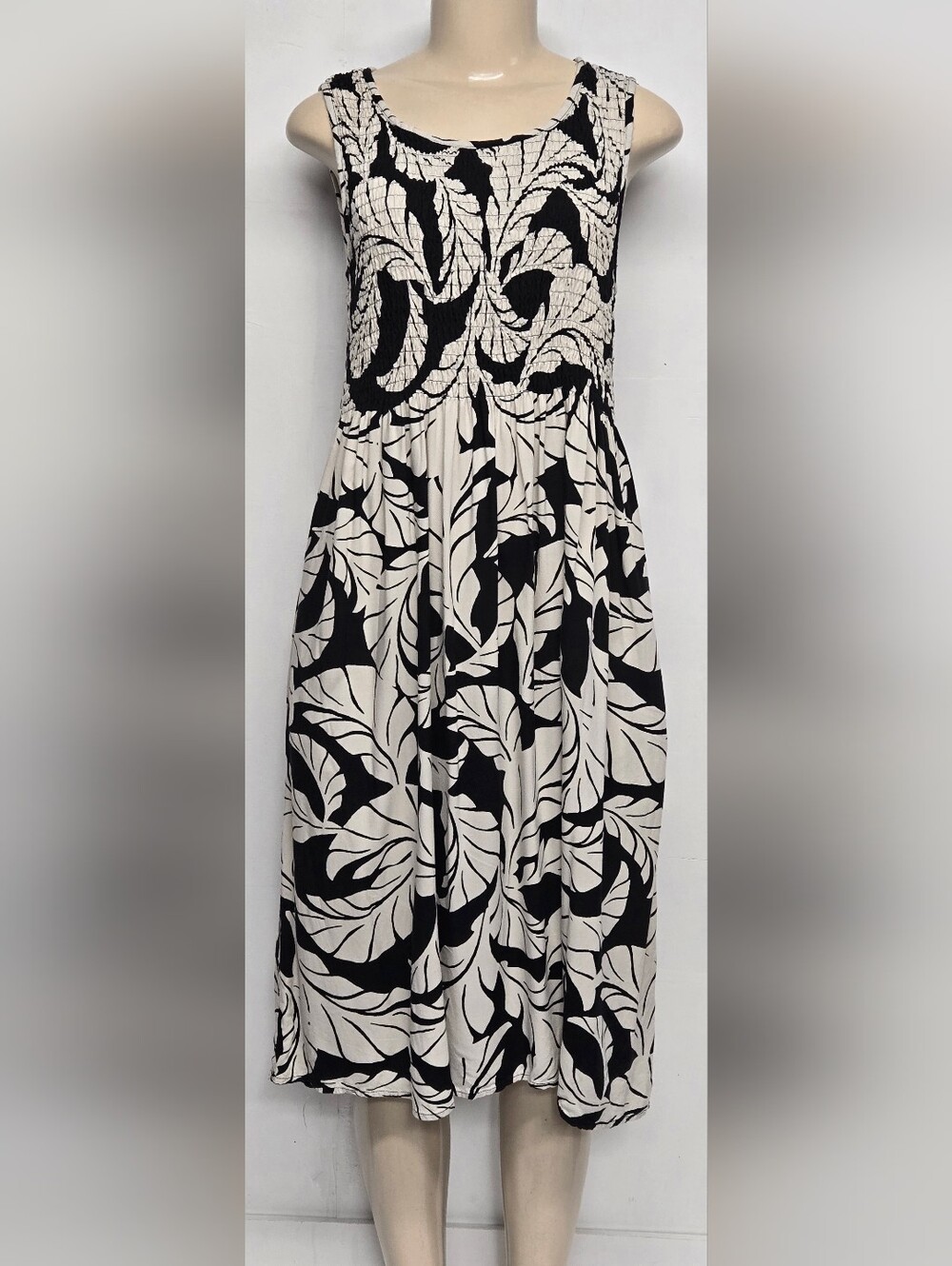 Croft & Barrow PM Dress Tropical Smock Sleeveless Midi